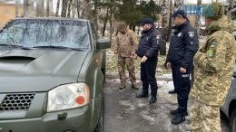 Звягельські правоохоронці придбали автівку для ЗСУ
