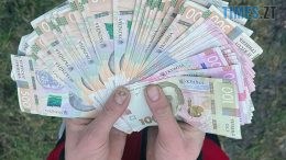 На Звягельщині у жінки викрали 40 тисяч грн, а крадієм виявився... рідний брат