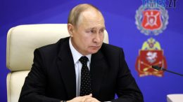 Поки росія обстрілювала Україну ракетами, путін обговорював подальші кроки війни