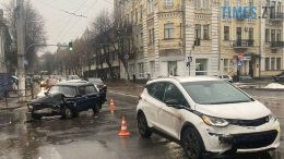 В центрі Житомира не розминулися дві автівки: є постраждалі