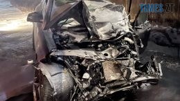 Під Житомиром автомобіль влетів у легковик та вантажівку: є постраждалі