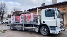 У Житомирі пункти Незламності забезпечили потужними генераторами (ФОТО)