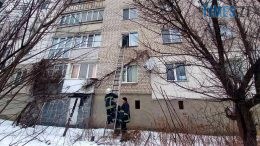 У Радомишлі рятувальники допомогли медикам дістатися до жінки з інсультом