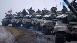 Окупанти перекидають на Херсонщину військову техніку з Криму