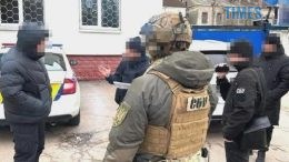 Заступника керівника райуправління поліції на Житомирщині зловили на одержанні 40 тисяч грн хабаря