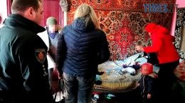 На Житомирщині у двох горе-матерів через недогляд вилучили трьох маленьких дітей