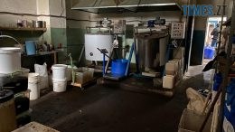 Група ділків організувала у Житомирі бізнес з виробництва контрафактних підакцизних товарів
