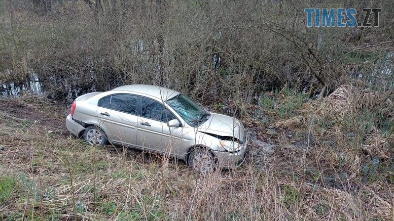 На Звягельщині через ДТП пасажирка легковика потрапила у лікарню