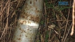 У Житомирі в кущах біля дороги виявили боєприпас