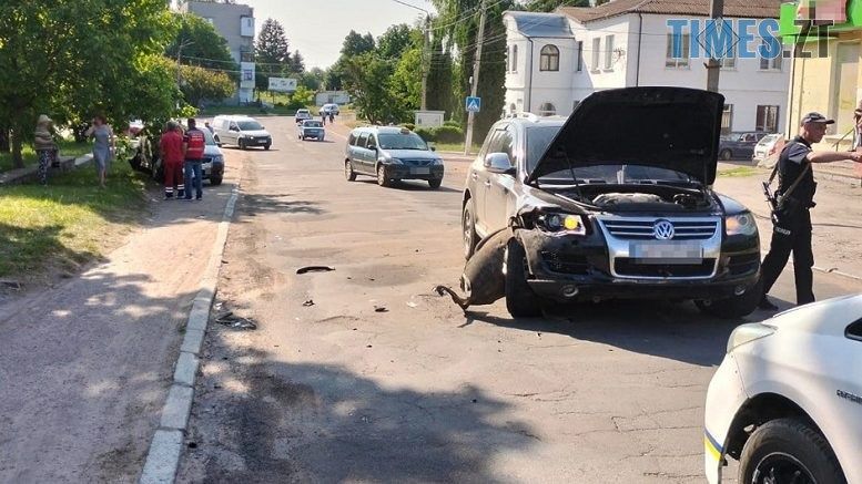 На Бердичівщині не розминулися два легковики: один з водіїв був напідпитку