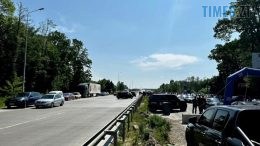 Правоохоронці припинили під Житомиром незаконні автоперегони (ВІДЕО)