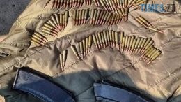 У мешканця Житомирщини правоохоронці виявили понад сотню боєприпасів та гранату