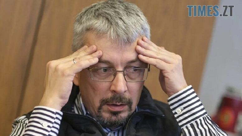 Звільнено чи звільнився? Міністр культури Олександр Ткаченко йде з посади... одразу на лаву підсудних