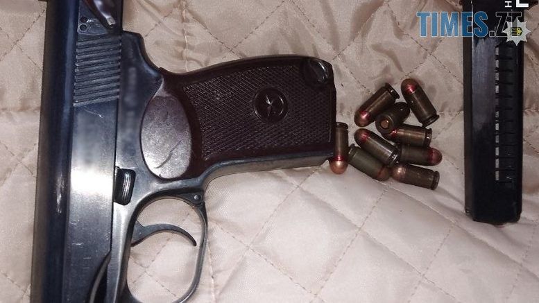 На Овруччині правоохоронці виявили в оселі місцевого мешканця арсенал нелегальної зброї