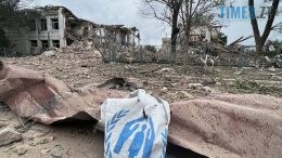 В результаті удару росіянами керованою авіабомбою по пункту гумдопомоги в Оріхові 4 людини загинуло, ще 13 - поранено