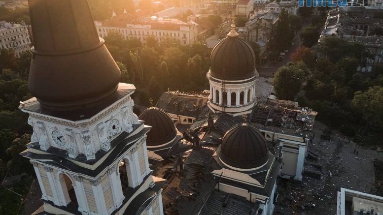 Нічна ракетна атака по Одесі: ворог зруйнував Спасо-Преображенський кафедральний собор упц (мп) (ФОТО)