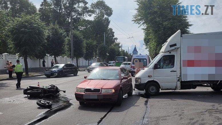 Масштабна ДТП у Житомирі: є постраждалі