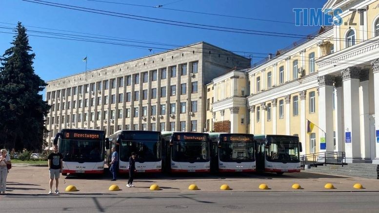 Житомир отримав 5 нових автобусів з Німеччини