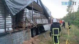 На Коростенщині горіла вантажівка, в якій знаходилося 22 т палива