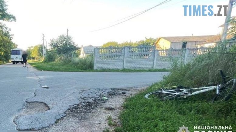 На Житомирщині автобус збив неповнолітню велосипедистку