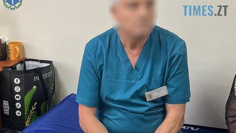 У Житомирі затримали хірурга-члена Коростенської ВЛК, який вимагав хабар за фіктивний діагноз