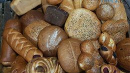 «Баранівський хліб від Івана»: учасник проєкту «єРобота» про любов до справи та відповідальність