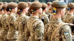 Жінкам, які стануть на військовий облік, виїзд за кордон не буде заборонений. Поки