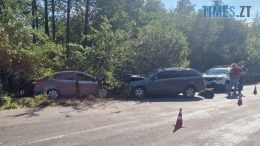 На Черняхівщині не розминулися два легковики: є постраждалі
