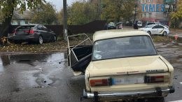 У Коростені в результаті зіткнення двох легковиків одна людина загинула, ще двоє - у лікарні