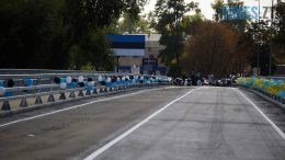 У Малині відновили зруйнований внаслідок російського ракетного удару міст через річку Ірша