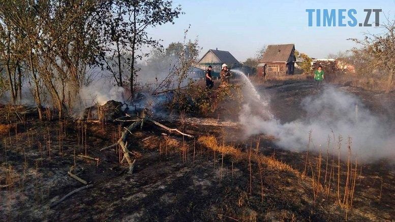 Лише минулої доби вогнеборці Житомирщини ліквідували 16 загорянь сухої рослинності в регіоні