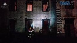 На Житомирщині згоріла історична будівля колишнього будинку культури у смт Червоне: підозрюють підпал