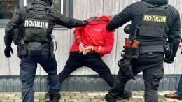 У Малині правоохоронці взяли "на гарячому" торговця амфетаміном