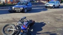 У Олевську не розминулися легковик та мотоцикл: один з водіїв - у лікарні