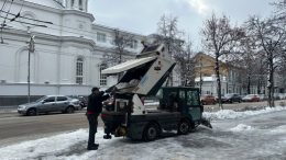 У КП «УАШ» розповіли, як героїчно боролися зі снігом в Житомирі