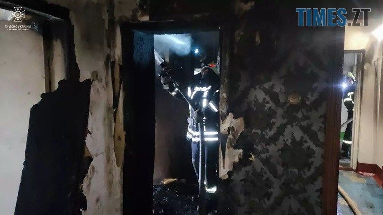 На пожежі у багатоповерхівці в Житомирі постраждало двоє літніх людей