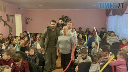 Волонтери БФ «Help For Ukraine» привітали дітей Вишевицької спецшколи подарунками до новорічних свят