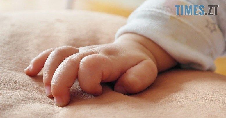 На Житомирщині горе-матір покусала немовля, бо воно не хотіло їсти