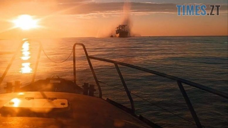 На російській міні у Чорному морі підірвалося іноземне цивільне судно