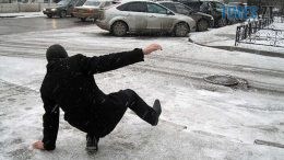Ожеледиця та відчутні коливання температури очікуються на Житомирщині цього тижня