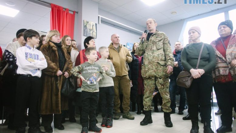 В Житомирі відкрилася виставка робіт українського Захисника Олександра Халіфа