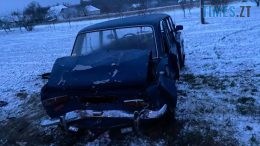 На Коростенщині рятувальники допомогли дістати з автомобіля постраждалу в ДТП жінку