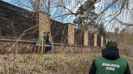 Екологи зафіксували у Житомирі черговий факт обмеження доступу до річки Тетерів