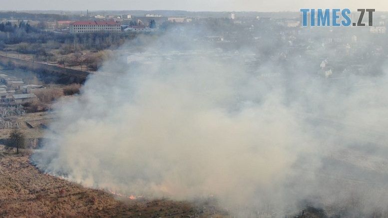 Минулої доби рятувальники ліквідували на Житомирщині 21 пожежу в екосистемі
