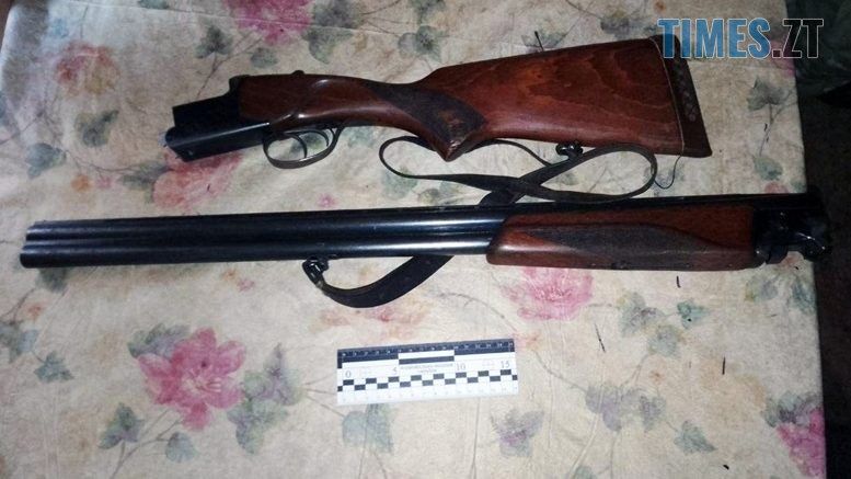 Нелегальну зброю та боєприпаси вилучили правоохоронці у двох мешканців Овруччини