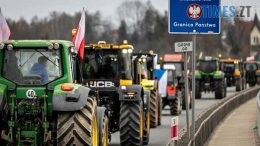 На українсько-польському кордоні фермери почали блокувати рух пасажирських автобусів