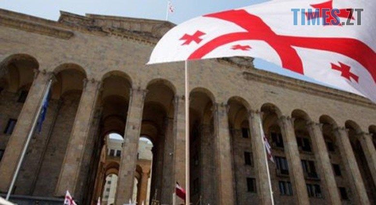 Грузинський парламент схвалив у першому читанні скандальний закон про "іноагентів"