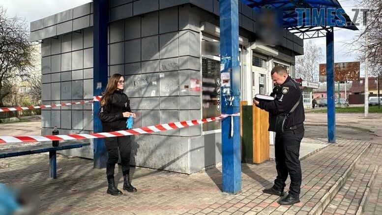 На зупинці громадського транспорту у Житомирі знову померла людина