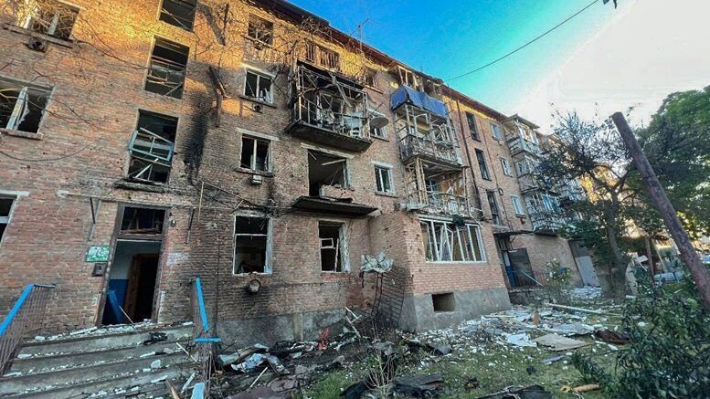 Вночі російські терористи атакували українські міста 14 ракетами та 31 безпілотником