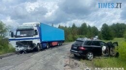 Смертельна ДТП на Малинщині: на дорозі не розминулися кросовер та вантажівка